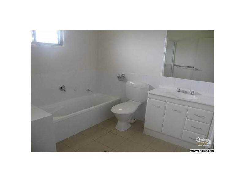 183 Barolin Street, Avenell Heights QLD 4670