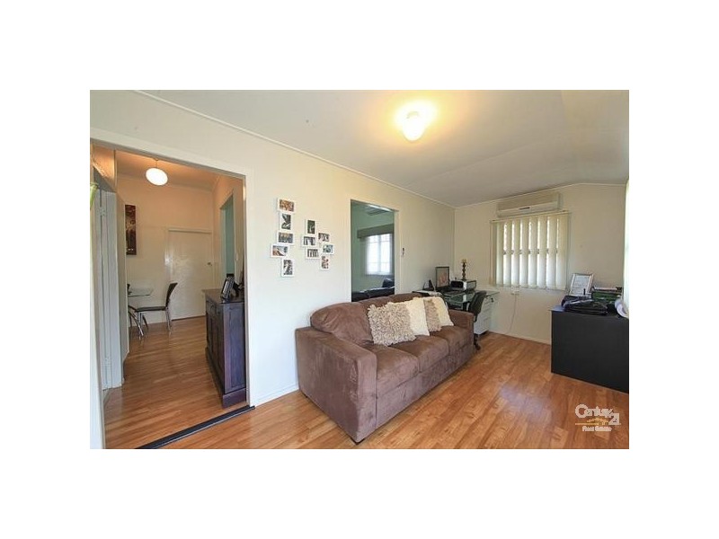 369 Bourbong Street, Millbank QLD 4670