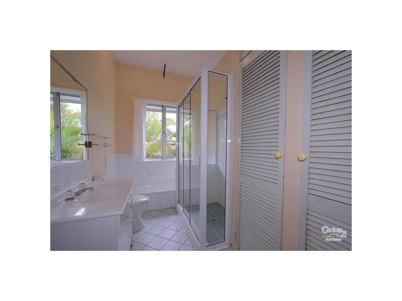 8 Eriksen Street, Svensson Heights QLD 4670