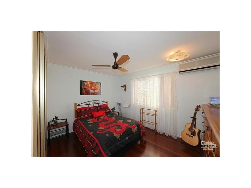 6 Wyllie Street, Thabeban QLD 4670