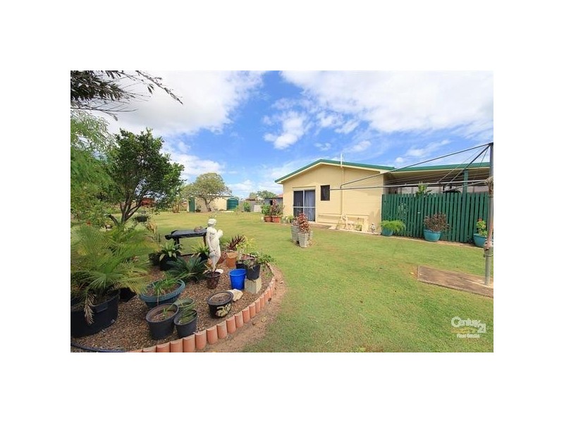 6 Wyllie Street, Thabeban QLD 4670