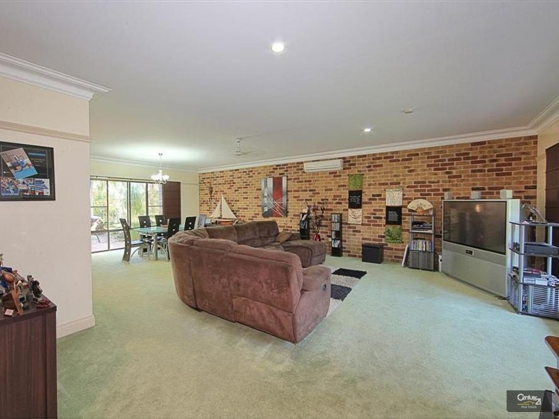 15 Pleasant Drive, Sharon QLD 4670