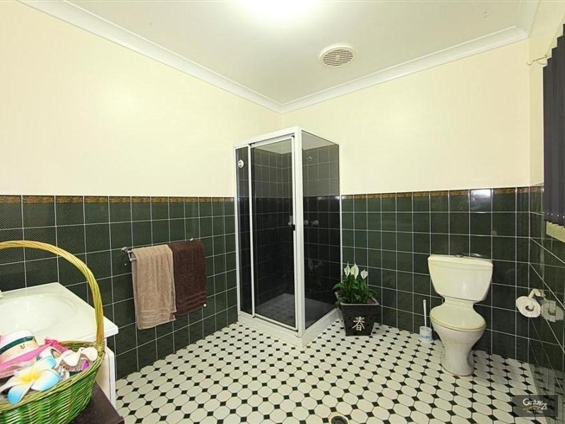 15 Pleasant Drive, Sharon QLD 4670