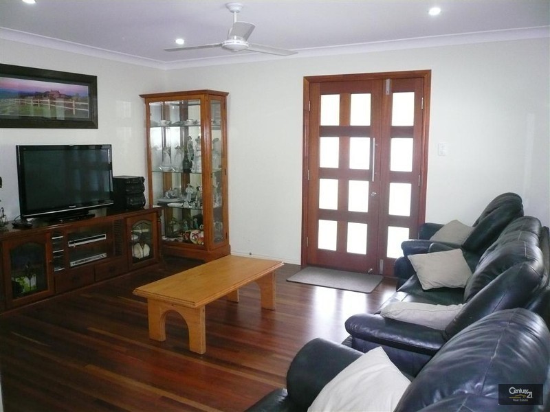 372 Bourbong Street, Millbank QLD 4670