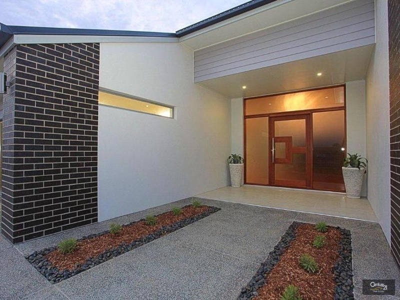 24 Longview Street, Ashfield QLD 4670