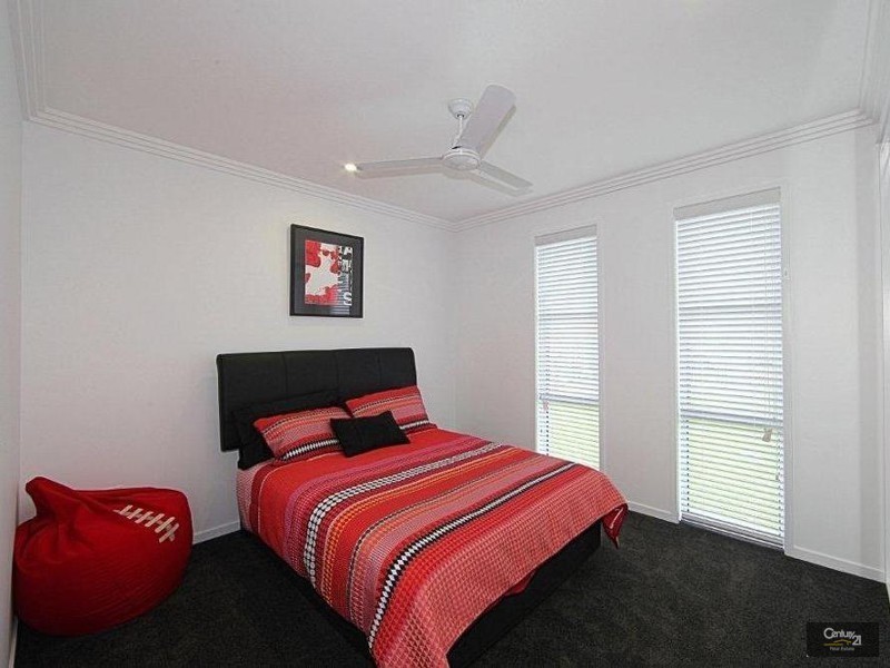 24 Longview Street, Ashfield QLD 4670