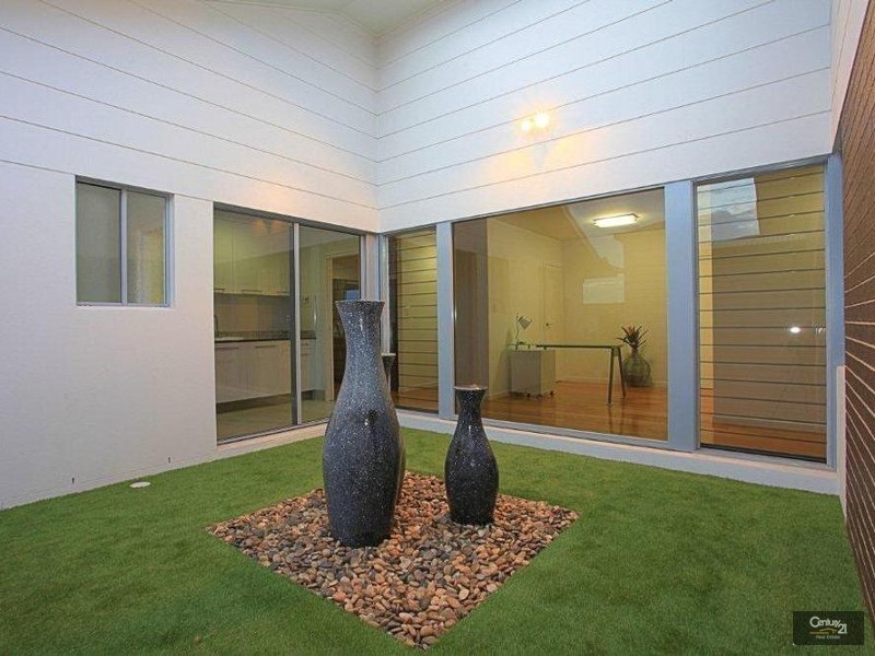 24 Longview Street, Ashfield QLD 4670