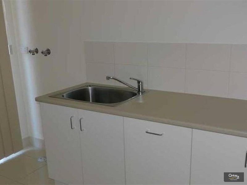 10 Neville Drive, Branyan QLD 4670