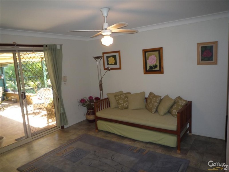 12 Mariners Way, Bundaberg North QLD 4670