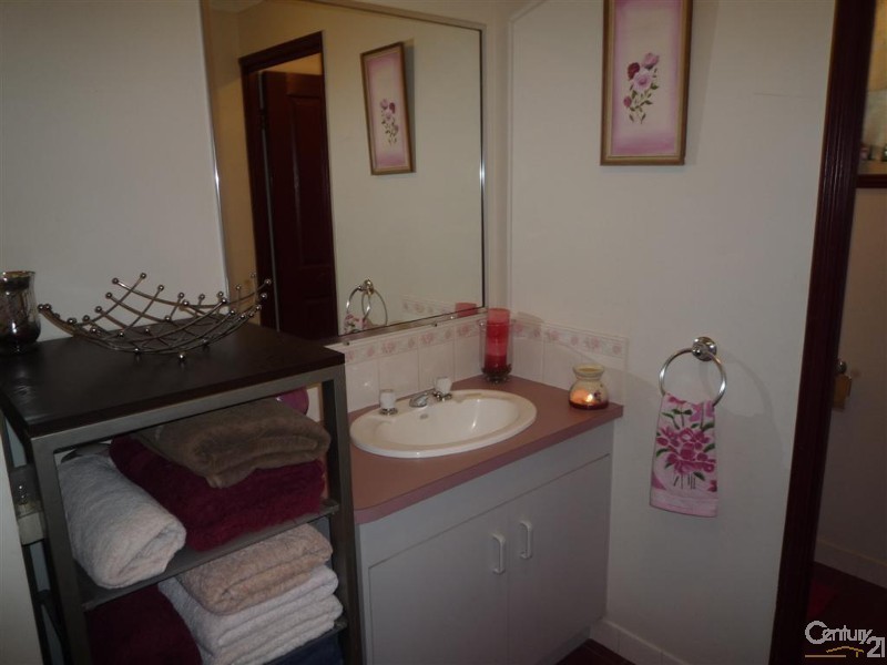 12 Mariners Way, Bundaberg North QLD 4670