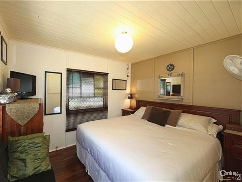 47 Gibsons Road, Burnett Heads QLD 4670