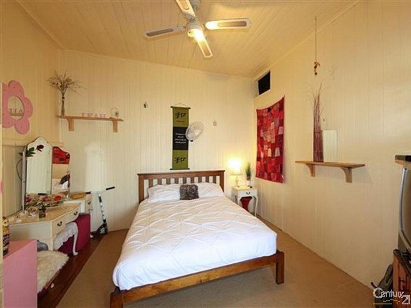 47 Gibsons Road, Burnett Heads QLD 4670