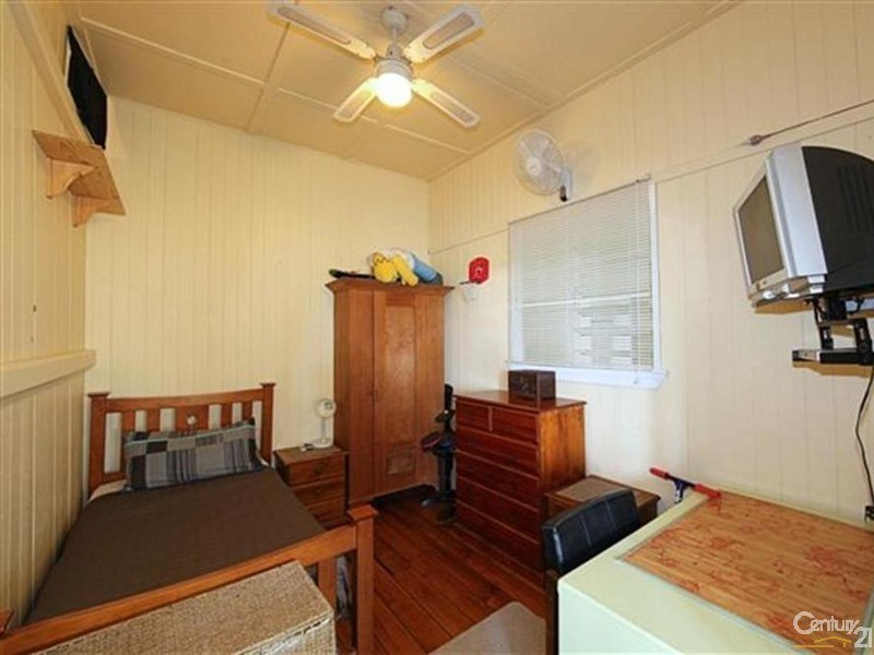 47 Gibsons Road, Burnett Heads QLD 4670