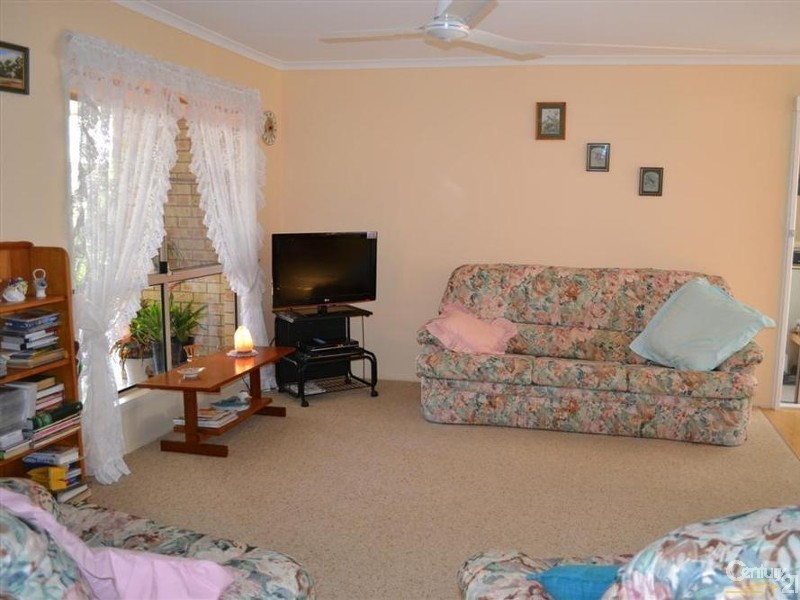 5 Brewer Street, Bundaberg North QLD 4670