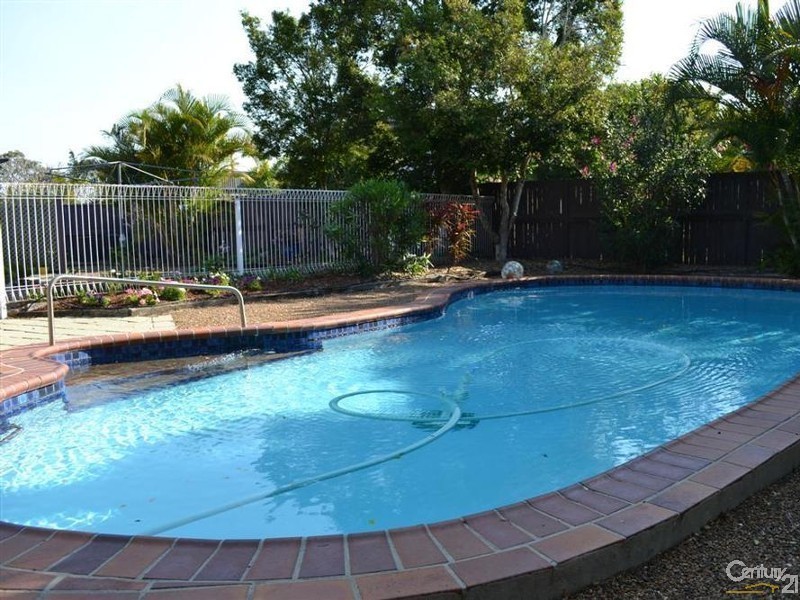 5 Brewer Street, Bundaberg North QLD 4670
