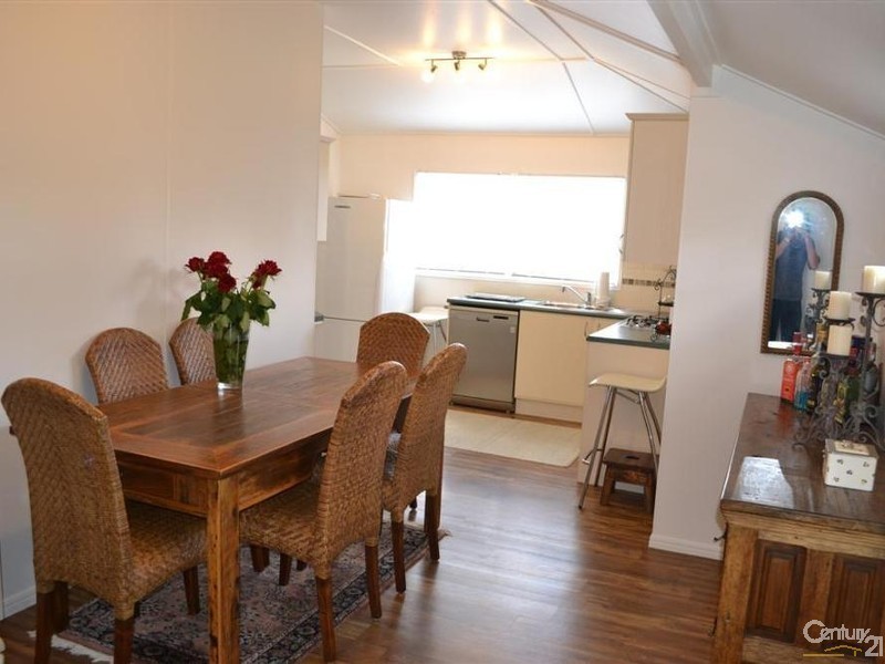 12 John Street, Bundaberg West QLD 4670