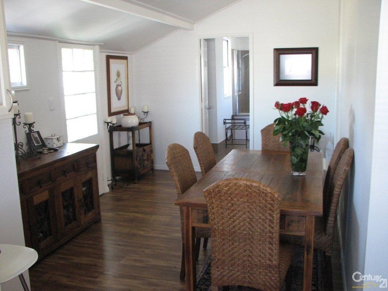 12 John Street, Bundaberg West QLD 4670