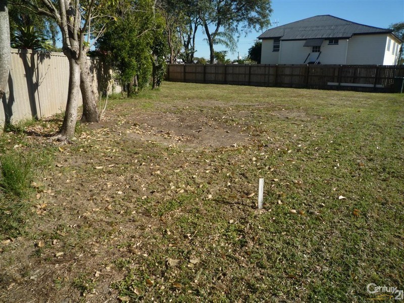 12 John Street, Bundaberg West QLD 4670