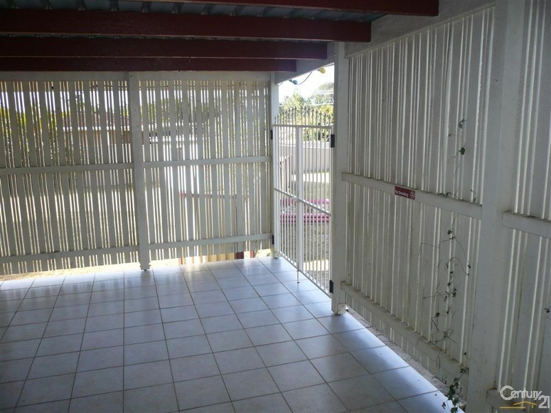 15 The Broadway, Avoca QLD 4670