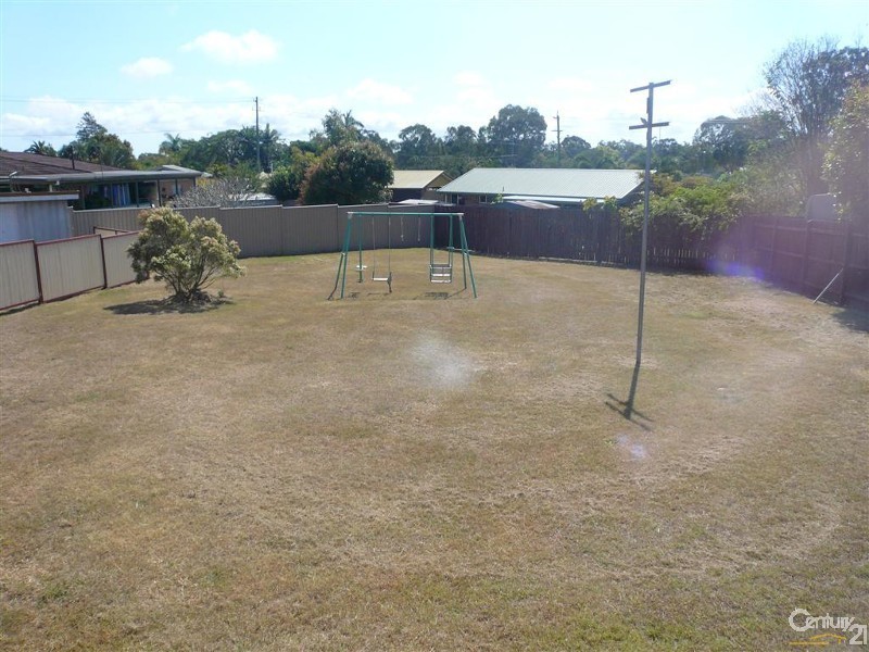 15 The Broadway, Avoca QLD 4670