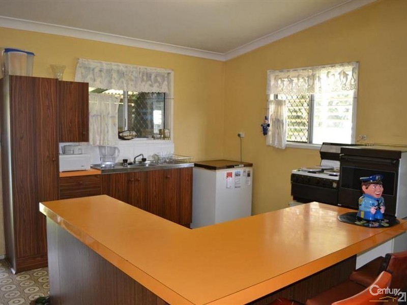 26 Walker Street, Walkervale QLD 4670