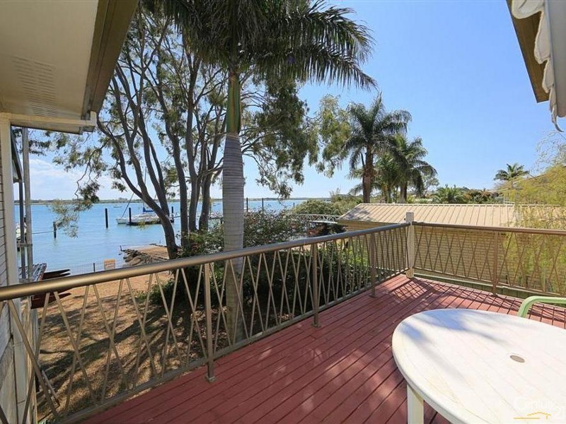 48 Corser Street, Burnett Heads QLD 4670