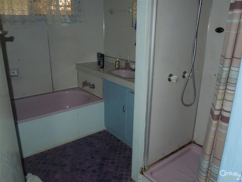 44 Fairymead Road, Bundaberg North QLD 4670