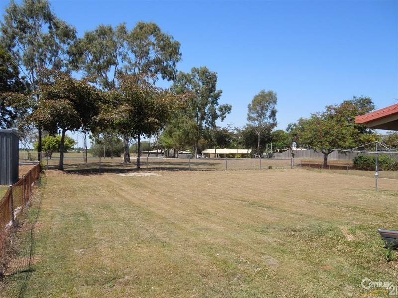 44 Fairymead Road, Bundaberg North QLD 4670