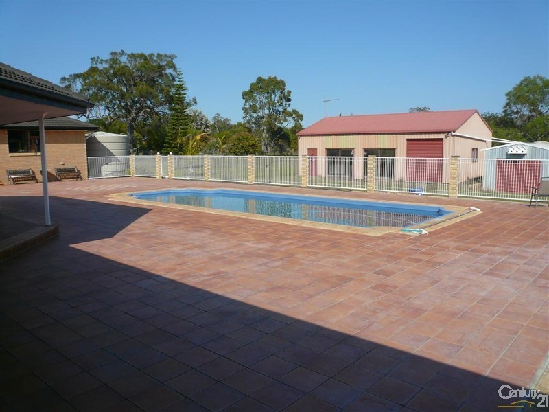 7 Gum Tree Court, Coonarr QLD 4670