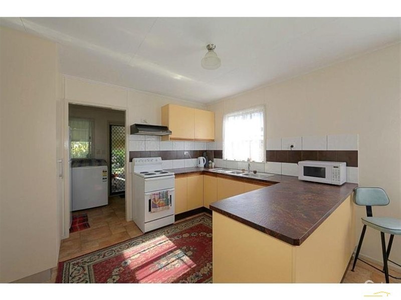 26 Dix Street, Kepnock QLD 4670