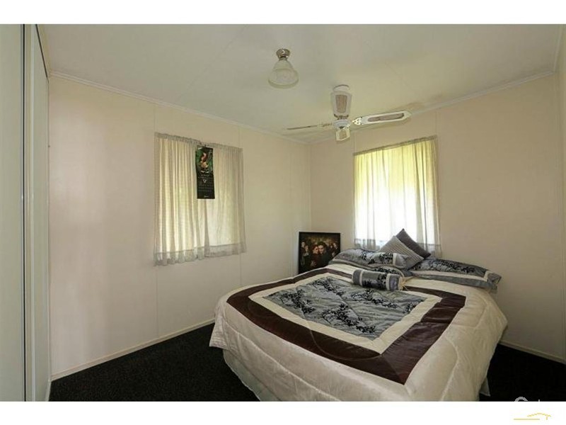 26 Dix Street, Kepnock QLD 4670