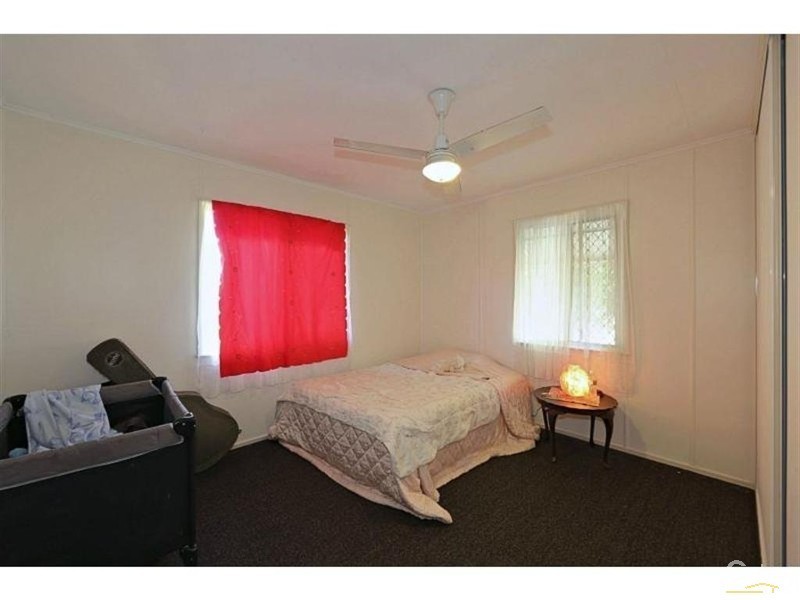 26 Dix Street, Kepnock QLD 4670