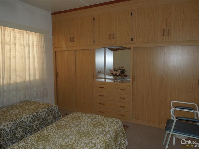 1 Tarakan Street, Svensson Heights QLD 4670