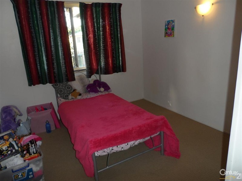 148 Elliott Heads Road, Avenell Heights QLD 4670