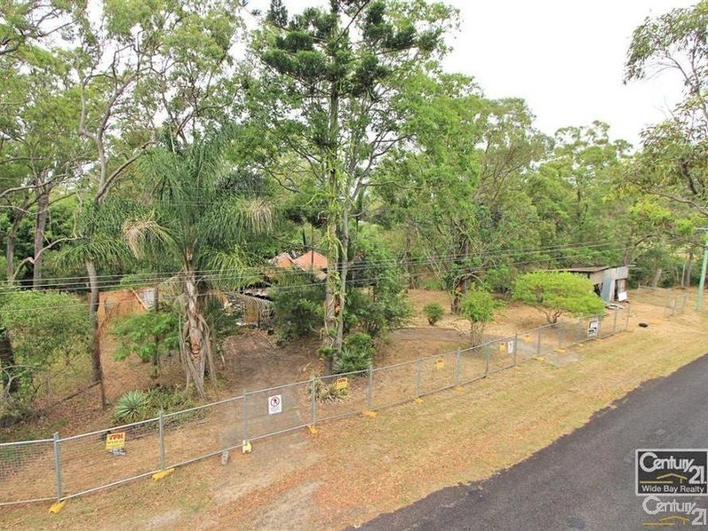 21 Samuels Road, Branyan QLD 4670