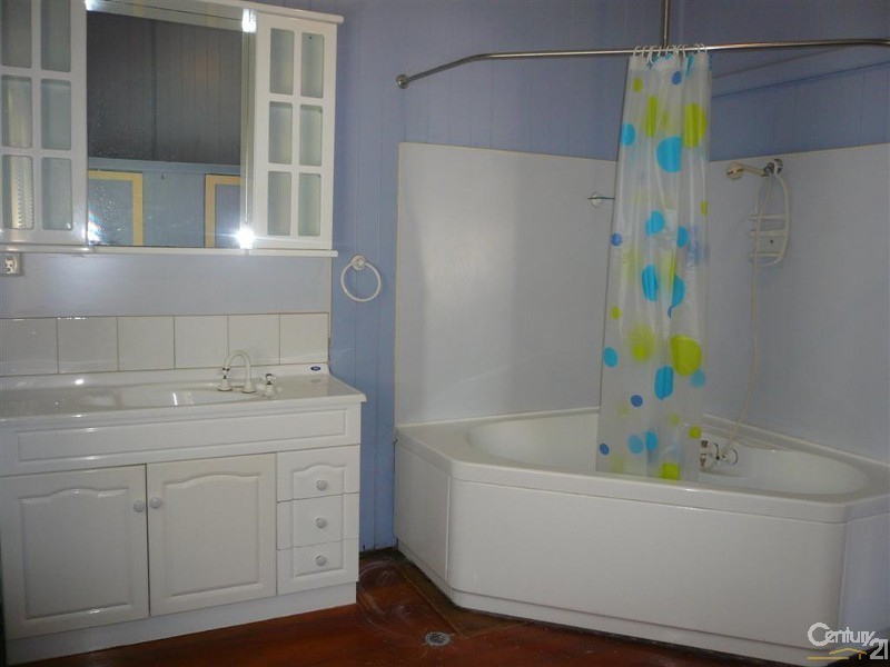 39 Curtis Street, Bundaberg South QLD 4670