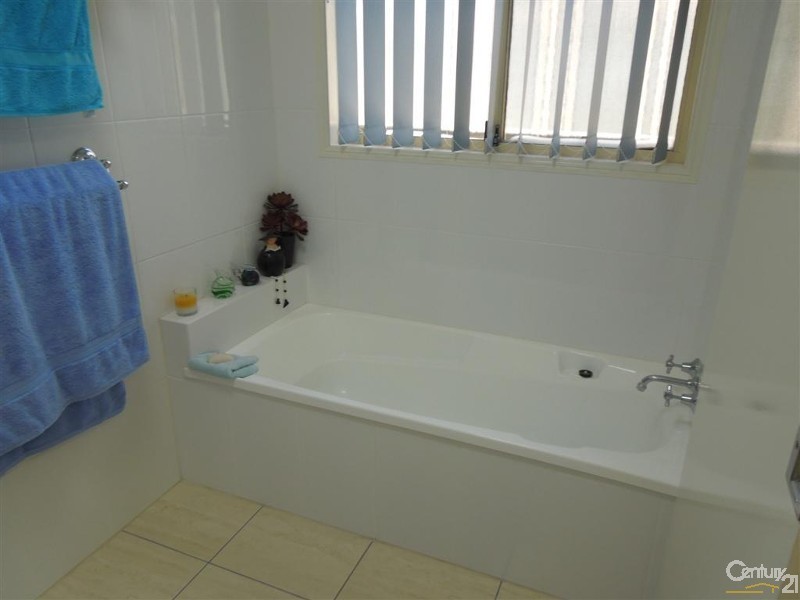 164  Branyan Drive, Avoca QLD 4670