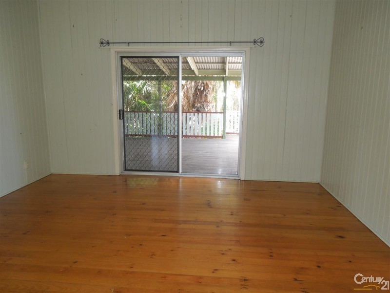 35 Skyring Street, Bundaberg East QLD 4670