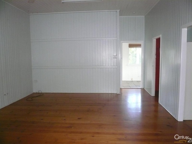 35 Skyring Street, Bundaberg East QLD 4670