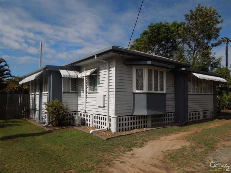15 Svensson Street, Svensson Heights QLD 4670