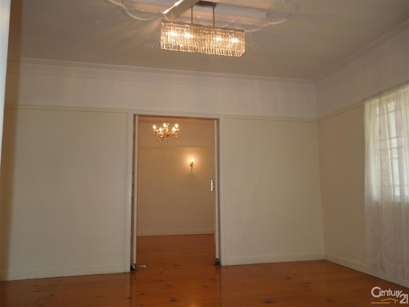 15 Svensson Street, Svensson Heights QLD 4670