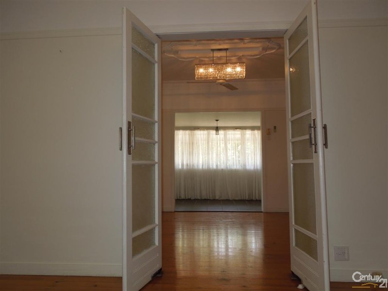 15 Svensson Street, Svensson Heights QLD 4670