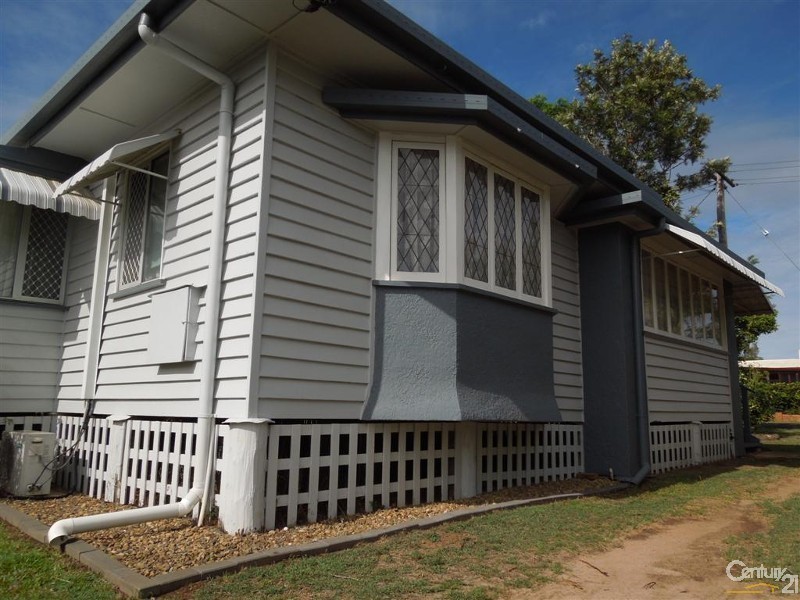 15 Svensson Street, Svensson Heights QLD 4670