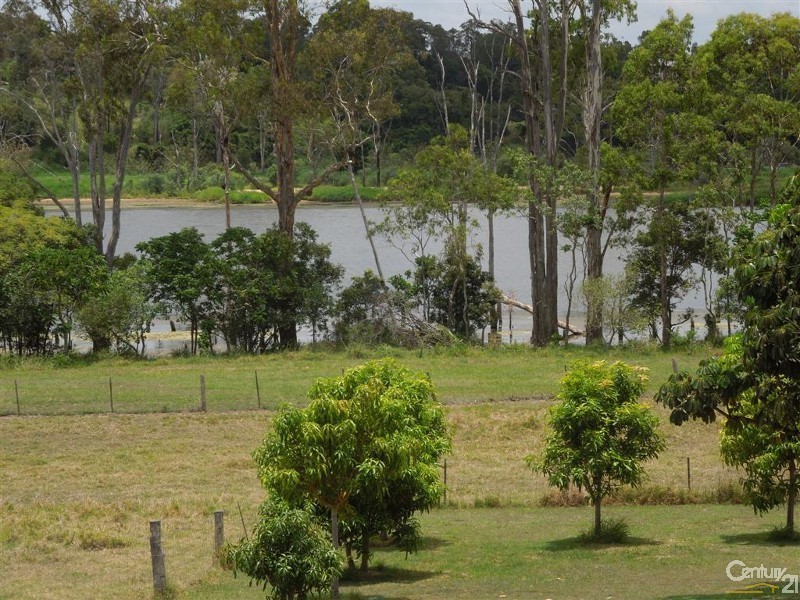 18 Rustic Road, Sharon QLD 4670