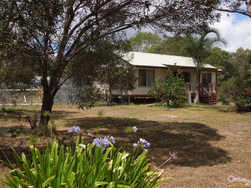 4 Park Royal Drive, Branyan QLD 4670