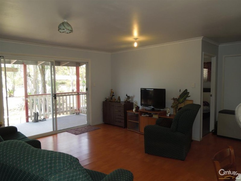 4 Park Royal Drive, Branyan QLD 4670
