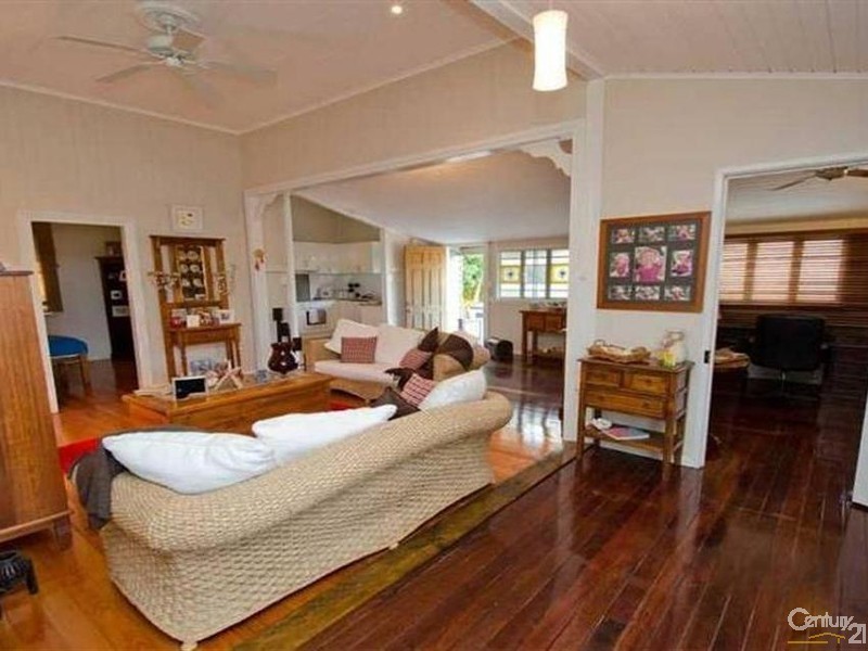 13 Rowland Street, Bundaberg South QLD 4670