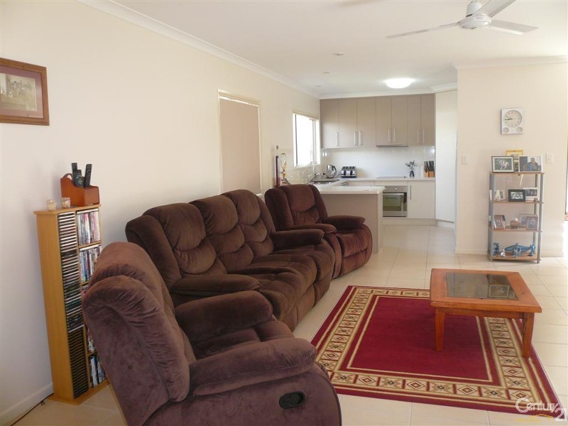 6 Glenmorris Street, Walkervale QLD 4670