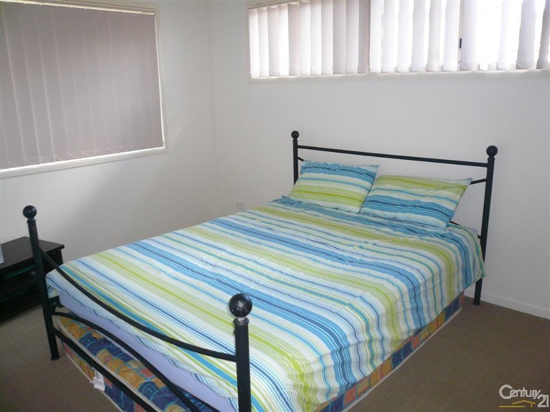 6 Glenmorris Street, Walkervale QLD 4670