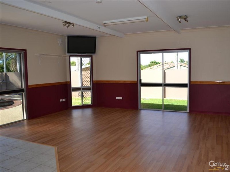 8 Jenalyn Crescent, Avoca QLD 4670